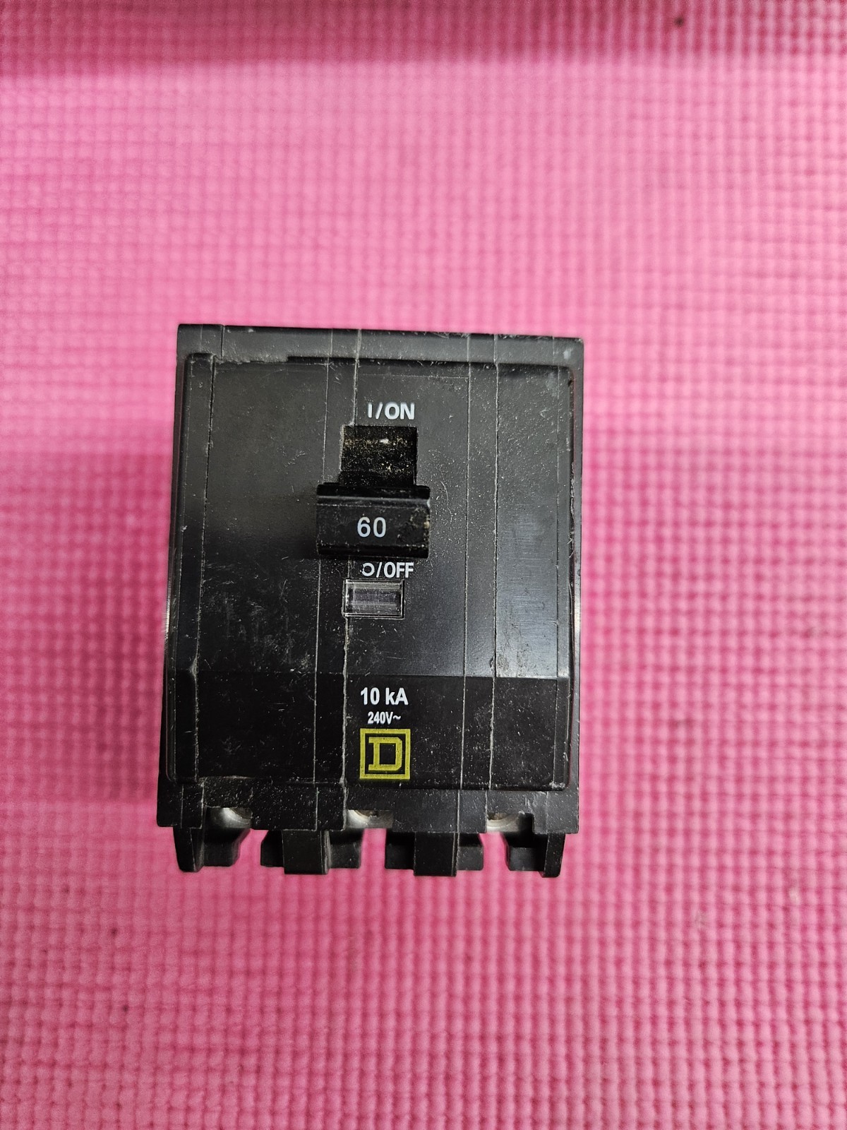 SQUARE D QOB360 3 pole 60 amp 240v Bolt on 10kA Circuit Breaker