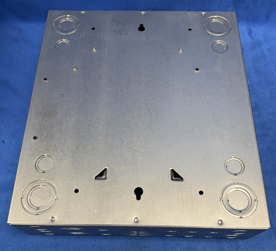 GE TM1210CCUBK1 100A 12-Space 22-Circuit Load Center Kit NEW – OPEN BOX