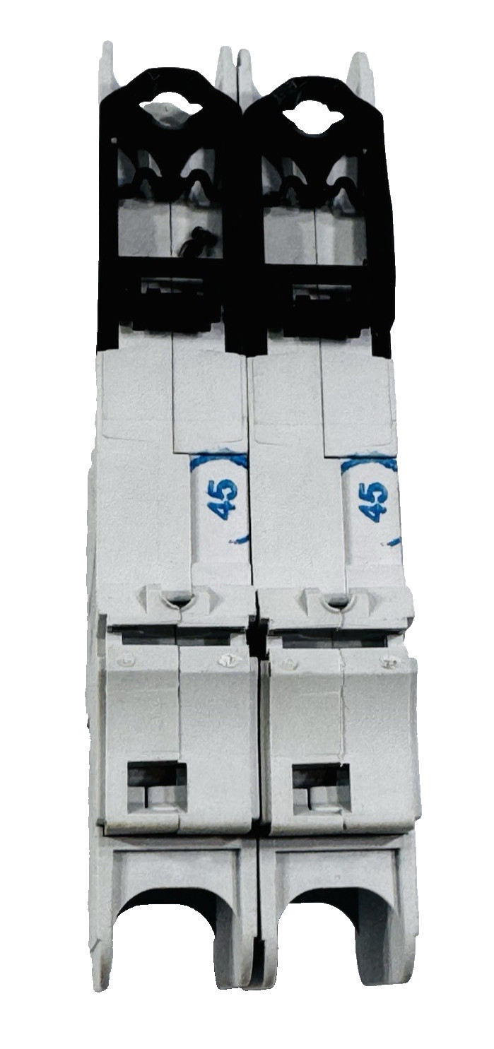 Lot of 2 ea GE EP101ULHC4 / 690269 E256870 4 Amp Mini Circuit Breaker 1 Pole 120
