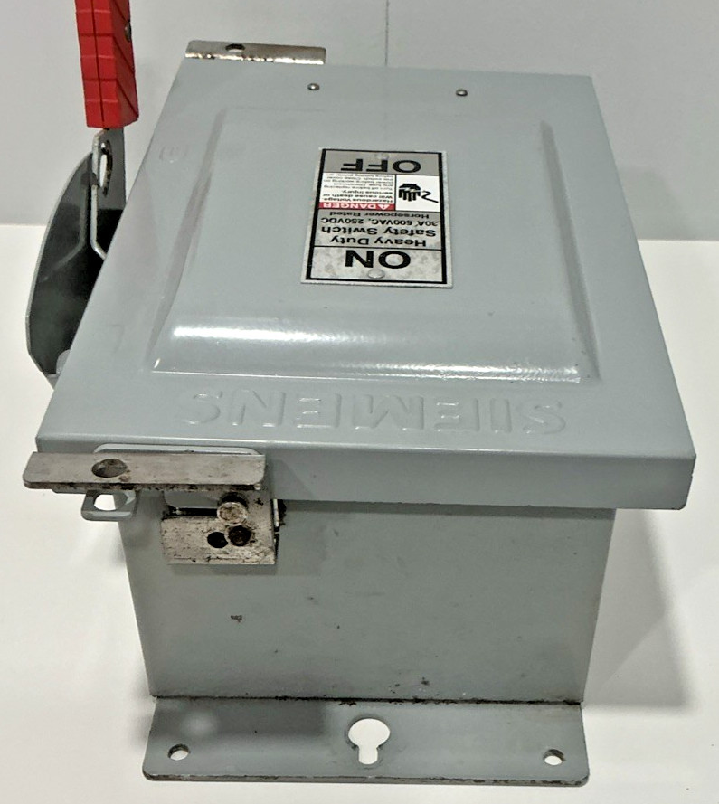 Siemens 30 amp 600v NON Fused NEMA 12 Dust Tight 3P Disconnect – HNF361J – Recon