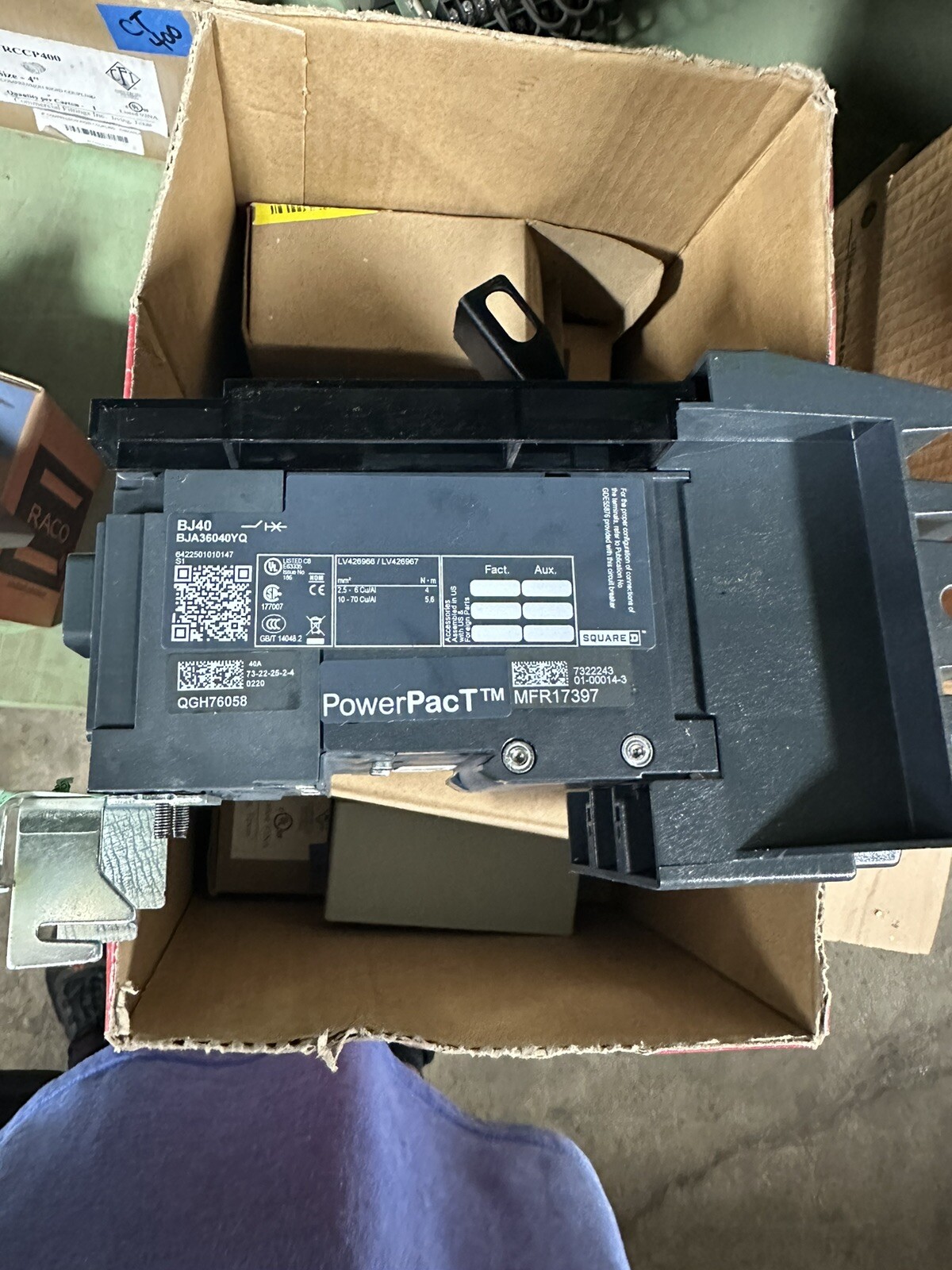 SQ D BJA36040 40A 600V 3 Pole I-Line BJ Style Circuit Breaker New Take Out-CS876