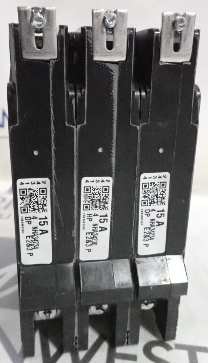New Square D EDB34015 15 Amp 480Y/277 VAC 3 Pole Type EDB Bolt-On Breaker