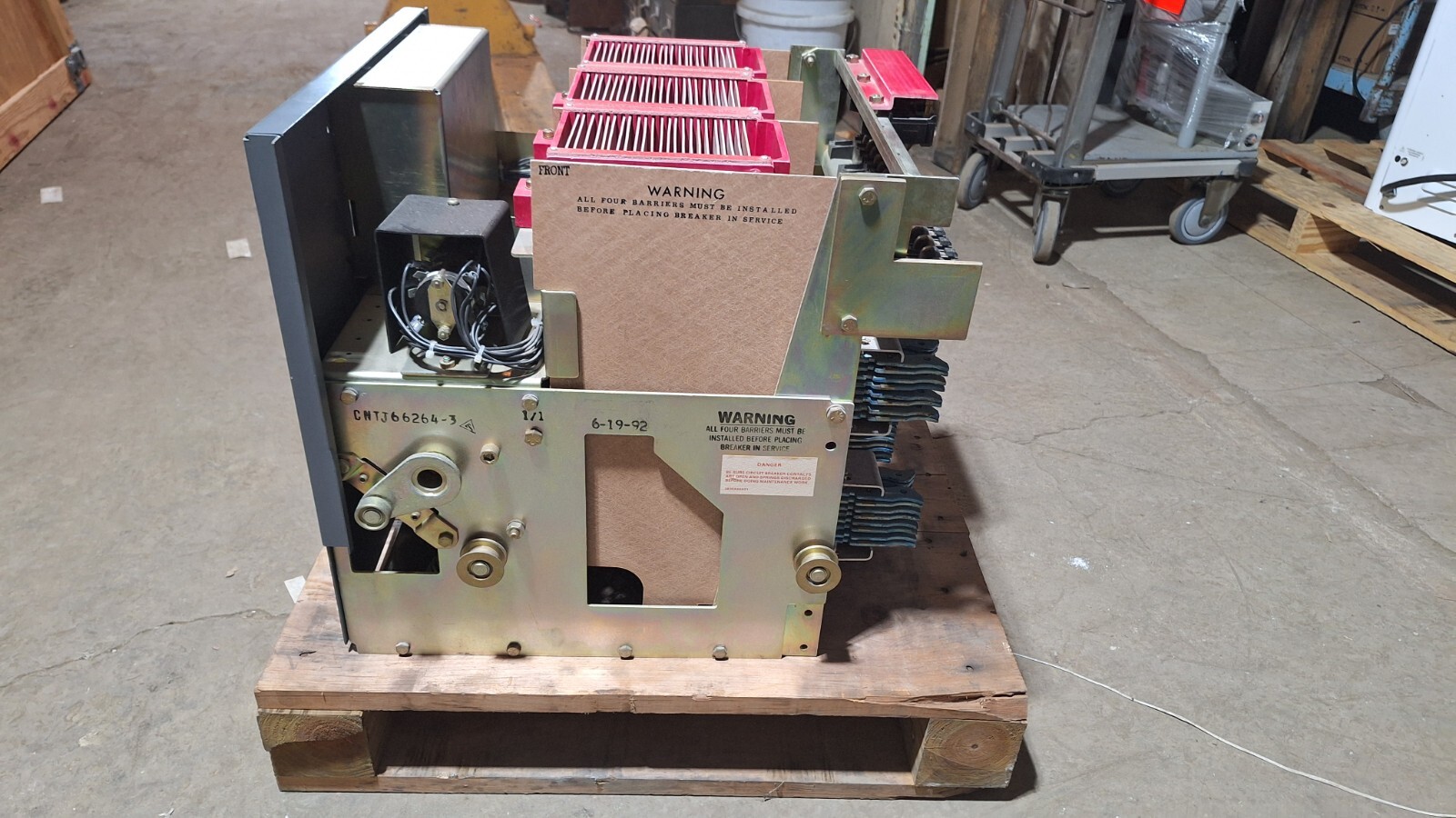 SQUARE D DS-416 1600 AMP Frame 1200 3 POLE CIRCUIT BREAKER Amptector LIG Trip