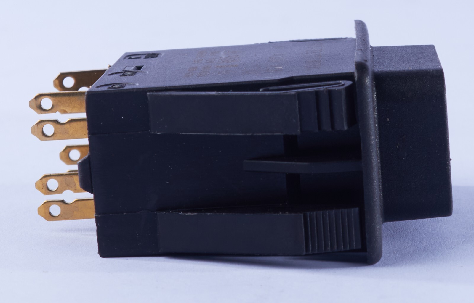 ETA Breaker Switch 3120-F323-P7T1-W19DG4 8A 240VAC 50VDC