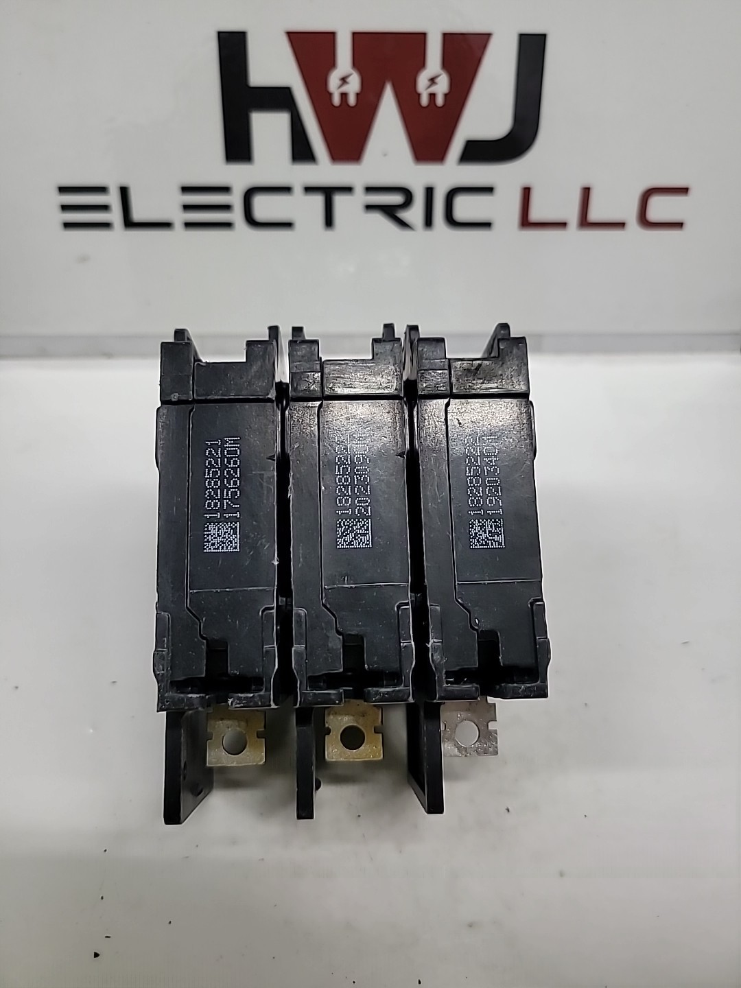 (Lot Of 3) NEW Siemens BQ3B090 90A 3Pole Bolt On Circuit Breaker