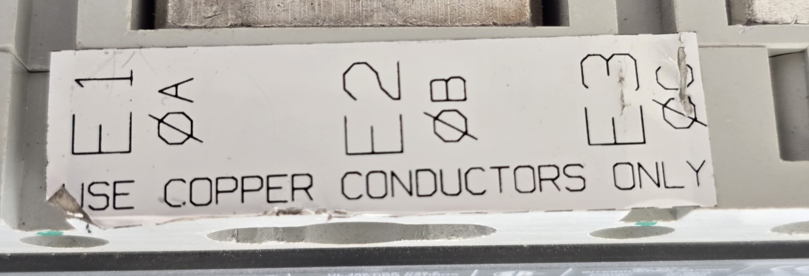 ABB S6N600BH0ASB Sace S6 Bolt On Circuit Breaker 600A 600VAC 3P HACR Shunt Trip