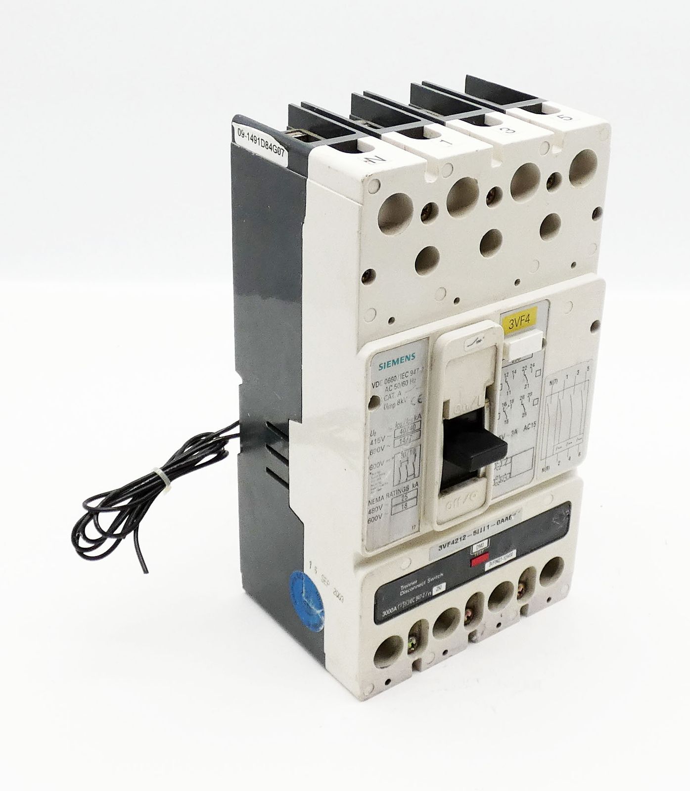 Siemens 3VF4212-5DM31-0AA0 Circuit Breaker / Isolated circuit breaker -used-