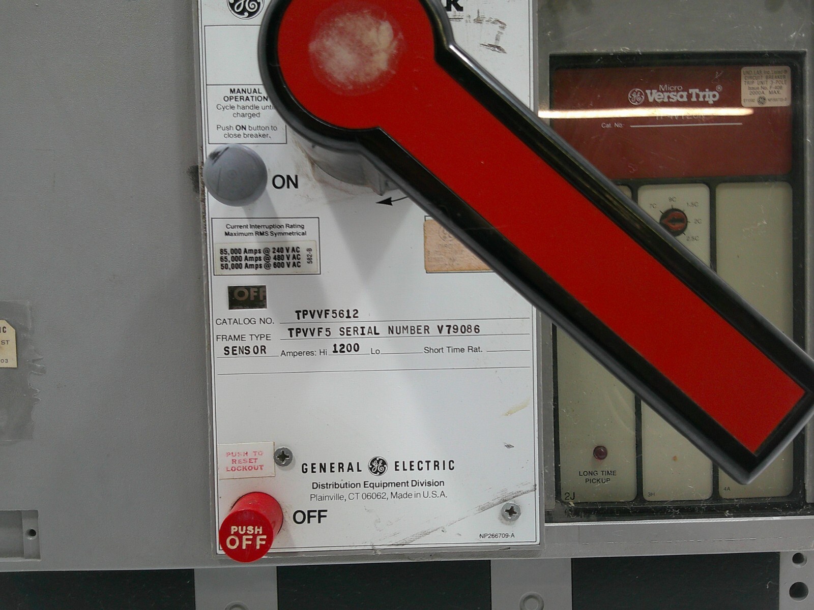 General Electric TPVVF5612 1200 Amp PowerBreak Breaker Micro Versa-Trip 1200A GE