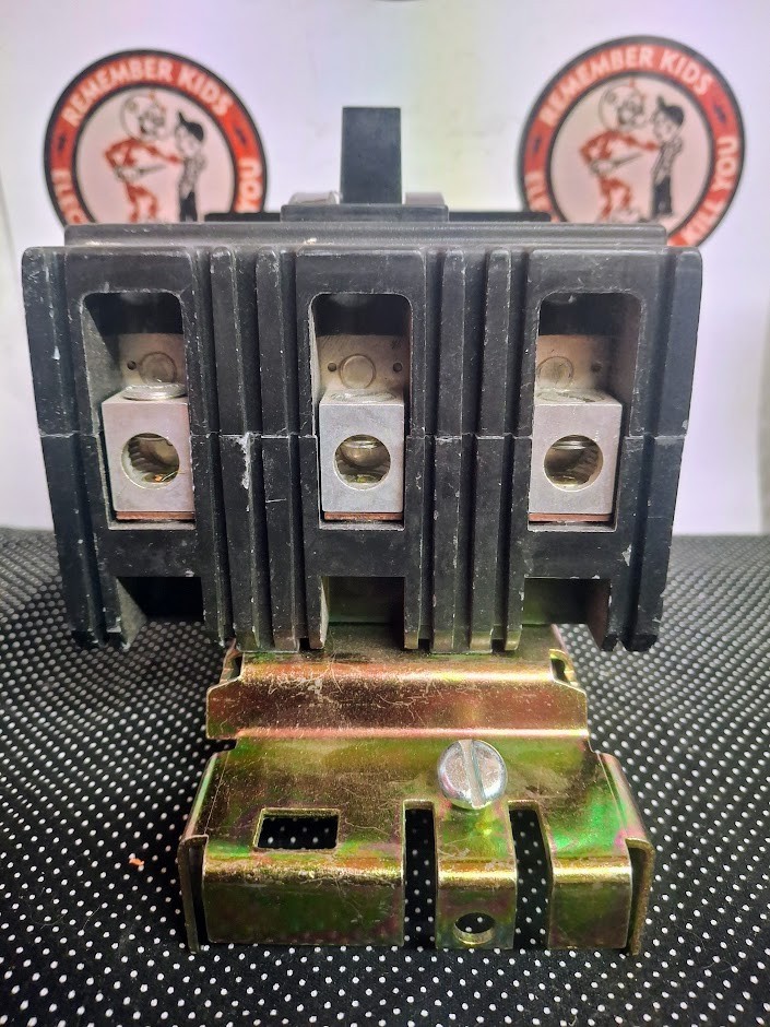 SQUARE D QGA32225RP 225AMP 3P PowerePacT I-LINE Circuit Breaker SHIPS SAME DAY