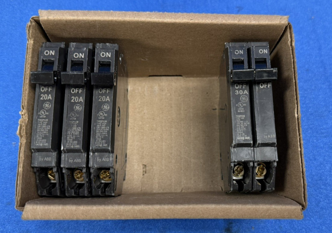 GE TM1210CCUBK1 100A 12-Space 22-Circuit Load Center Kit NEW – OPEN BOX