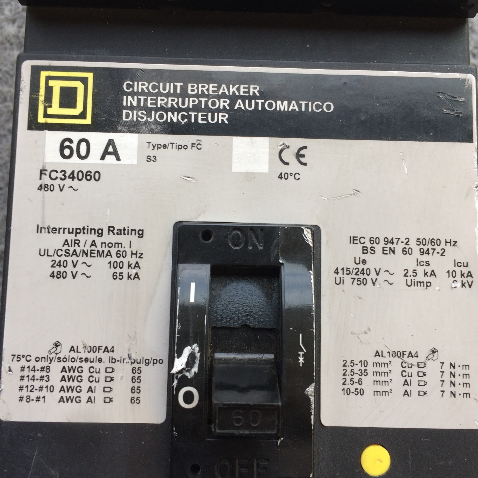 NEW TAKEOUT Square D FC34060 Circuit Breaker 60 Amp 3 Pole 480 Vac