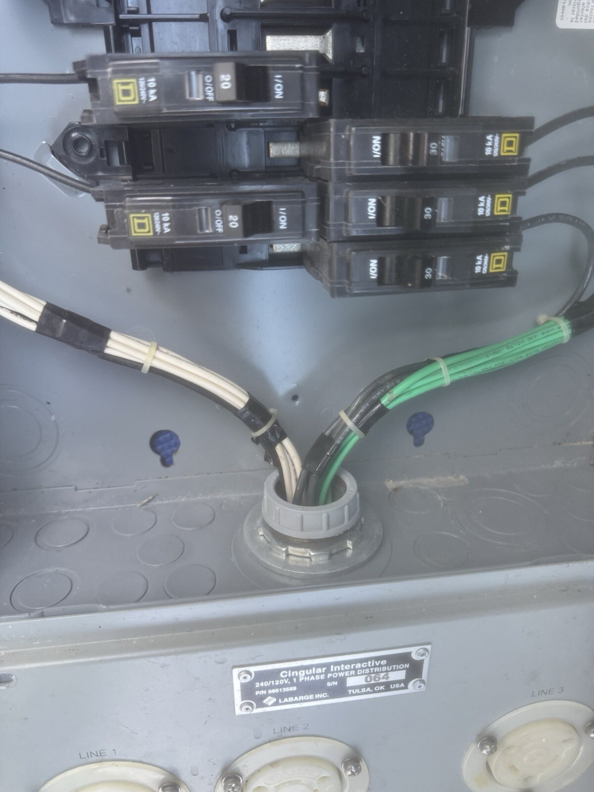Breaker Panel C PowerDistribut Square D OOC16US 240/120 w/BrakerCingular Labarge