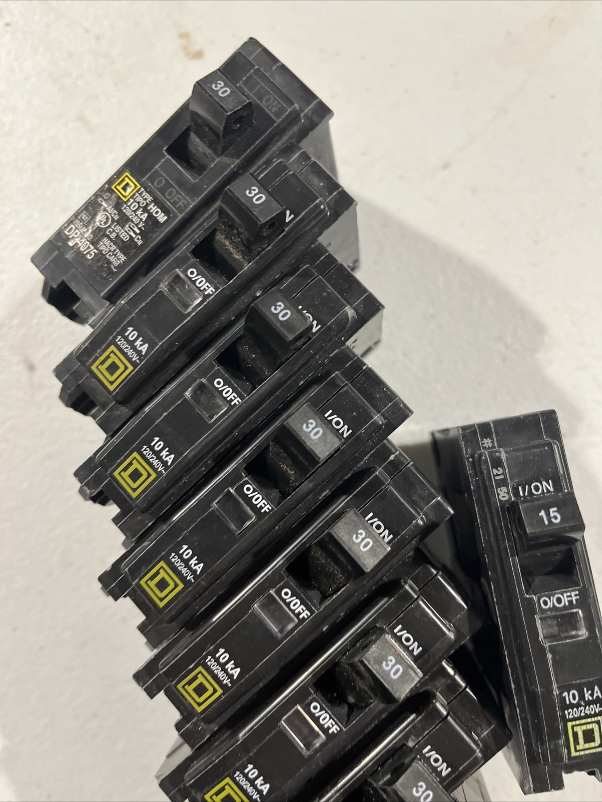 Square D ( Lot of 12 ) 11-30amps And 1-15amp