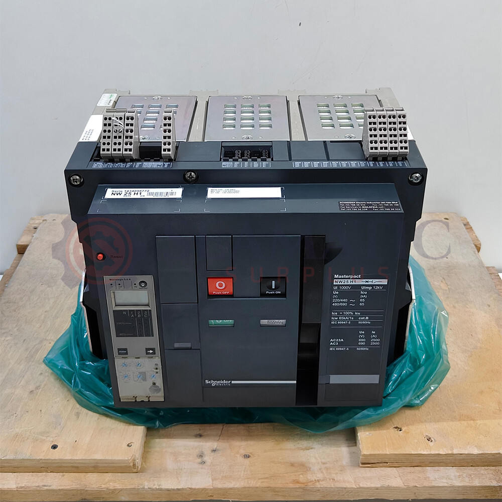 New Schneider Circuit breaker Masterpact NW25H1 – 2500 A – 3 poles -Fixed type
