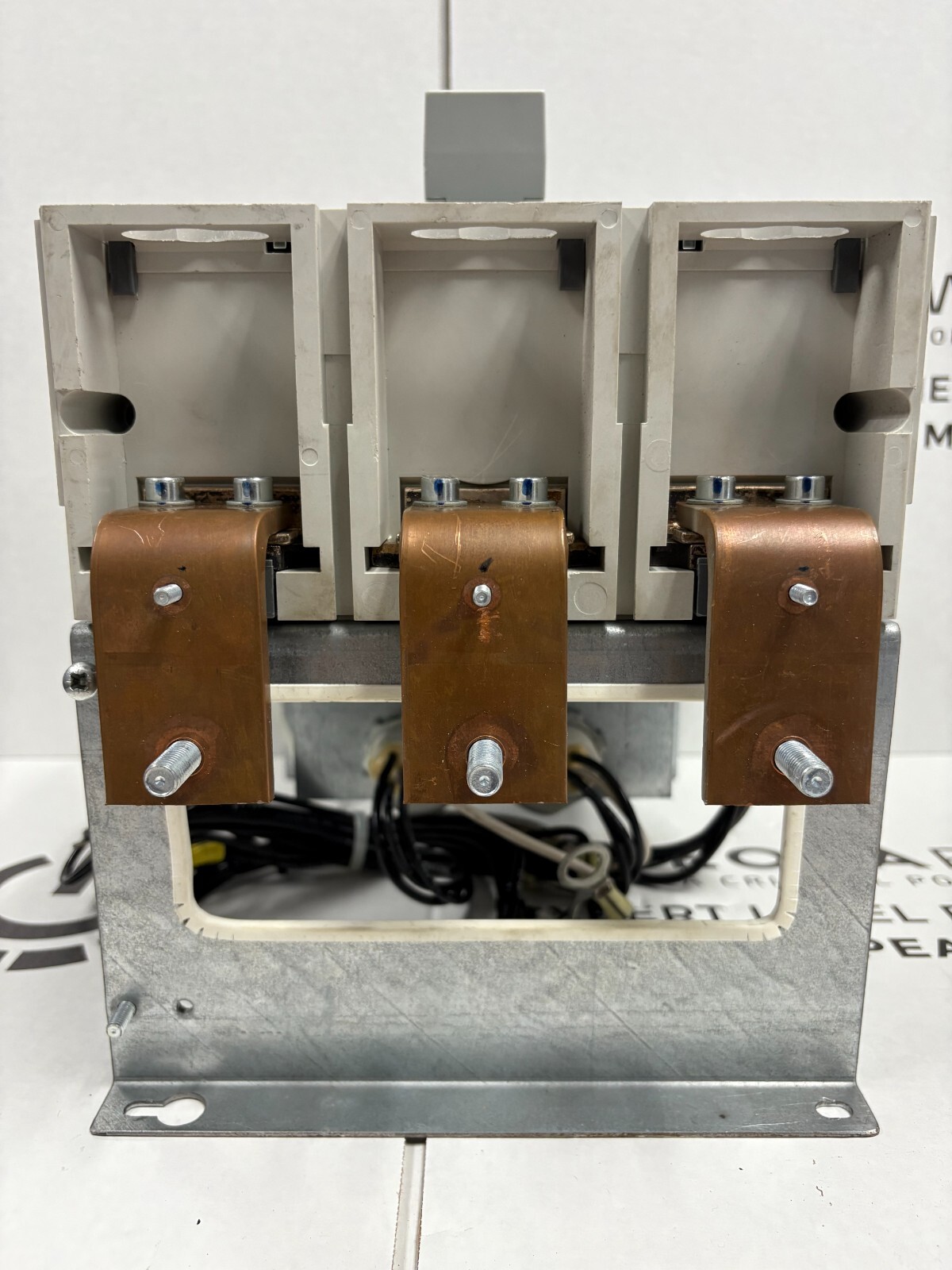 ABB S6N SACE PR211 | 600A 3P MCCB Circuit Breaker | 600V AC | Adjustable Trip |