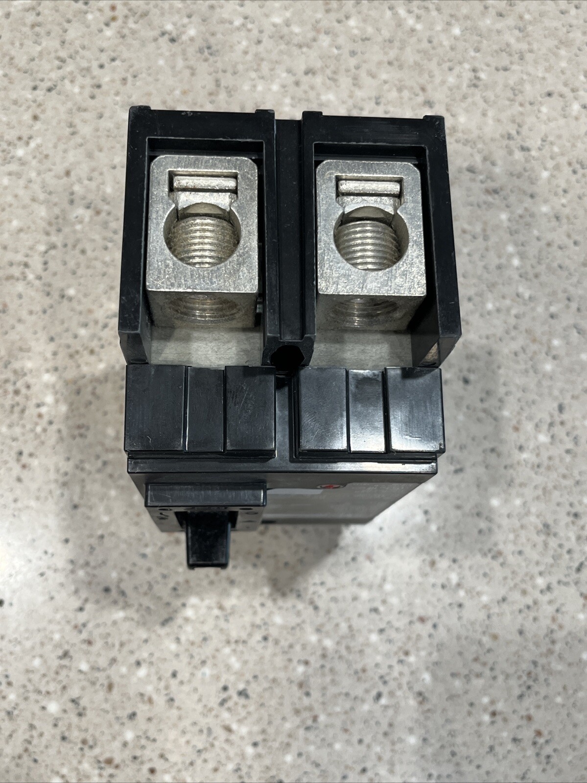 Square D QDL22100 , 100A 2P 240VAC Circuit Breaker NEW, US SELLER