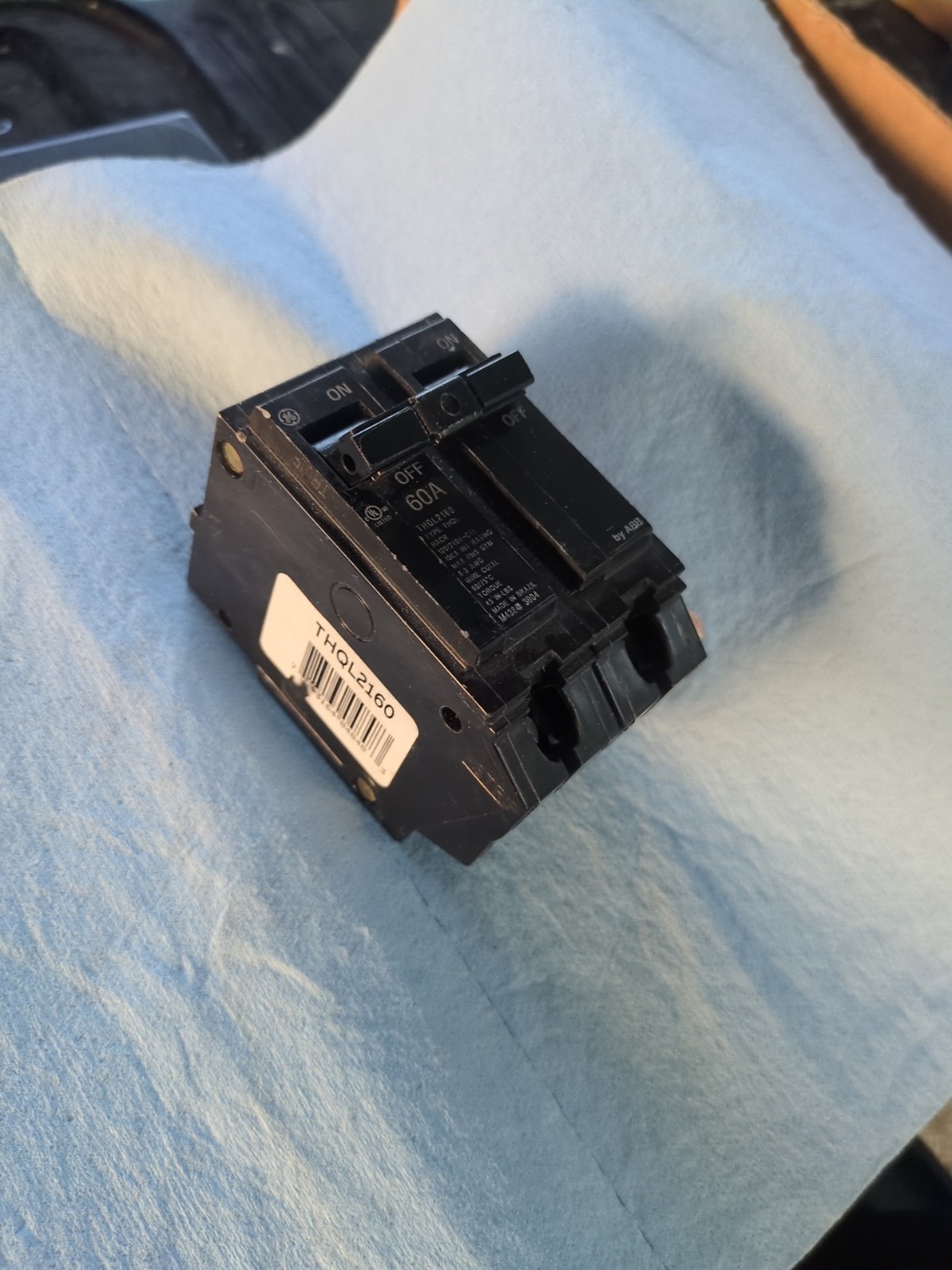 THQL2160 CIRCUIT BREAKER 60 AMP / 2 POLE GENERAL ELECTRIC 120/240V CTL