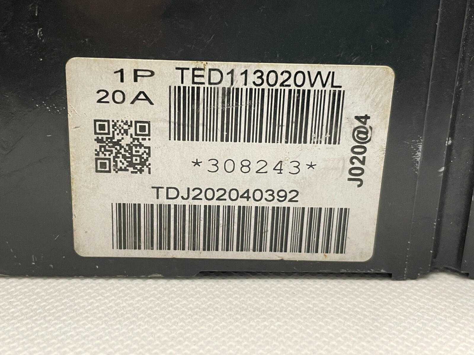 GE Molded Case Circuit Breaker: 20 A Amps, 14kA at 120/240/277V AC, TED113020WL