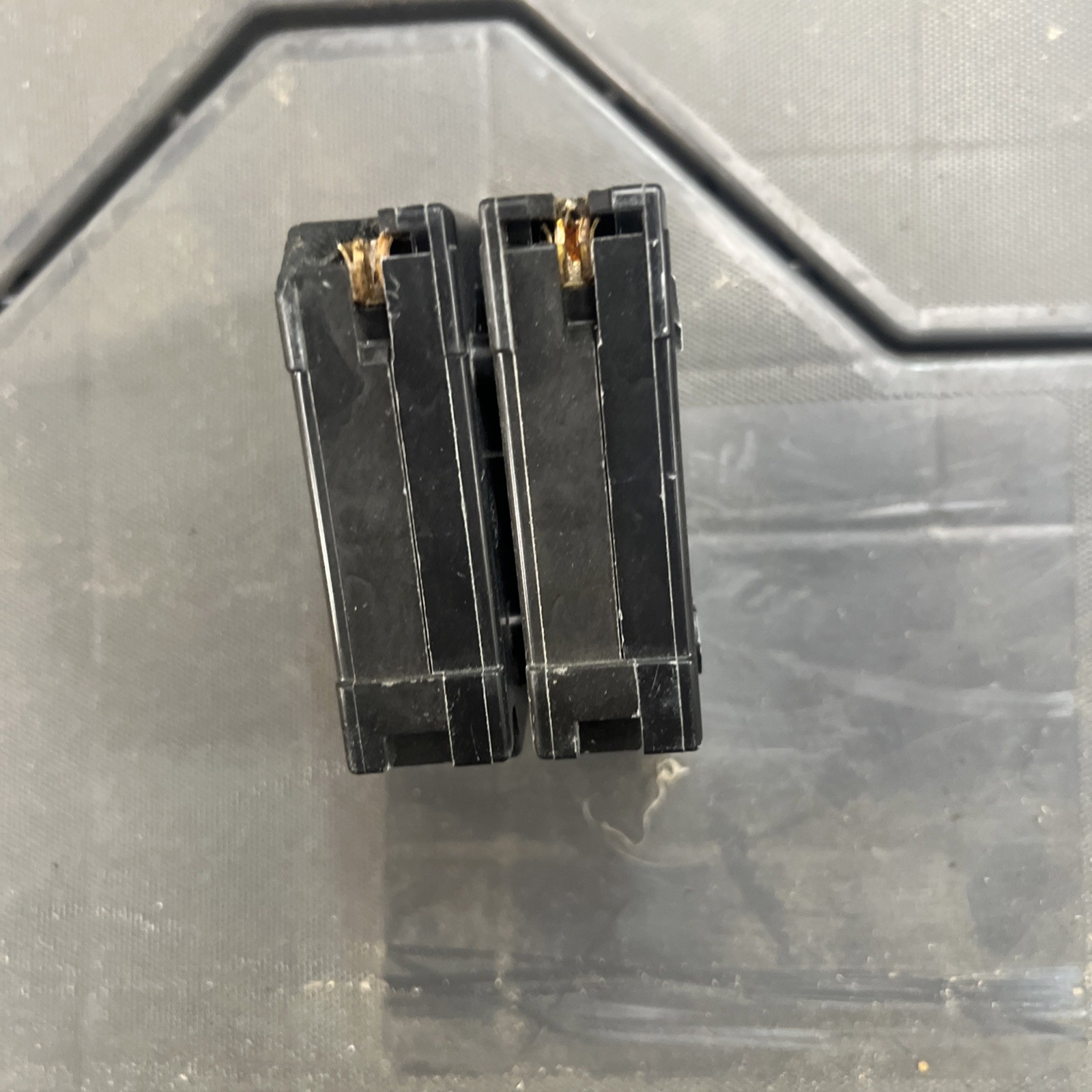 Square D HOM220 HOM220CP 2 Pole 20 A 120 V/240 V Miniature Circuit Breaker