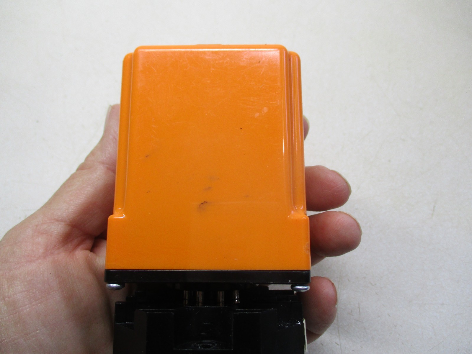 ATC Diversified Electronics Division ARA120ABA Alternating Relay 10A 240 VAC