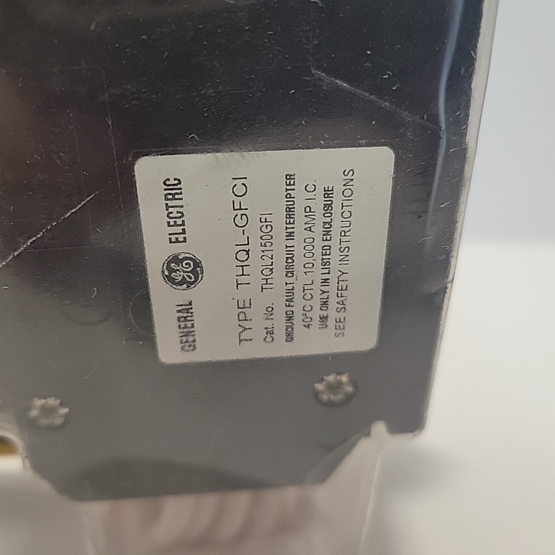 GE 50 Amp Bipolar Double Pole Ground Circuit Fault Interrupter Breaker Self-Test
