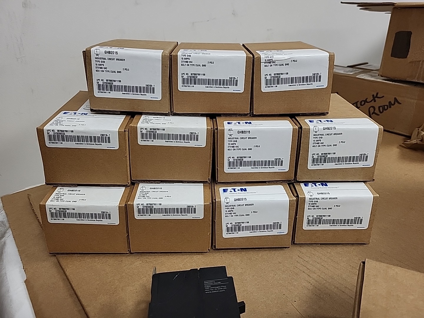 Eaton GHB2015 Circuit Breaker, 2-Pole 15A 277/480V