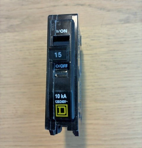 Square D QOB115 15 A Miniature Circuit Breaker