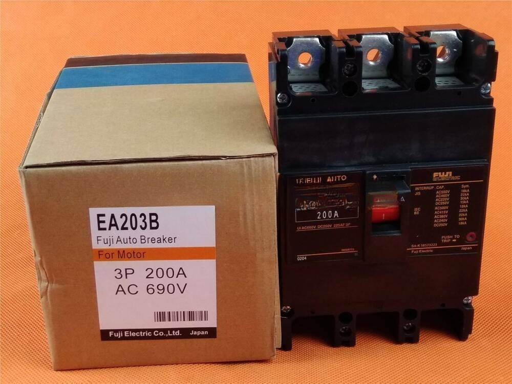 1PCS NEW FOR Fuji Automation Auto Circuit Breaker EA203B 200A/690V 3P