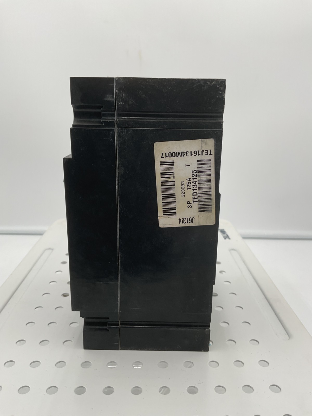 AS IS – GE – TED134125 – 3 Pole 480Vac 125A Breaker