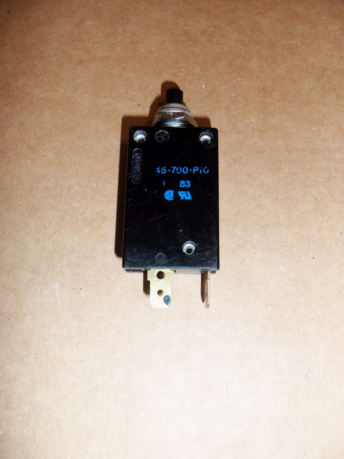 E-T-A 45-700-P10 Push-to-Reset 10A Circuit Breaker Panel Mount made in Germany