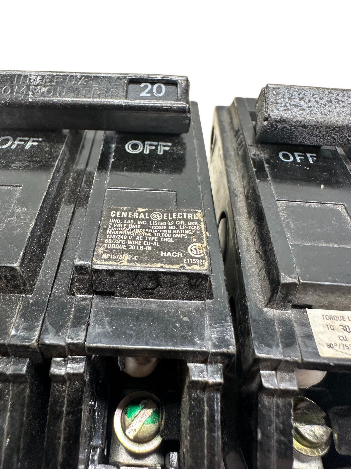 GE General Electric THQL220 20A 2Pole Type THQL Circuit Breaker (LOT OF 2) 🔥