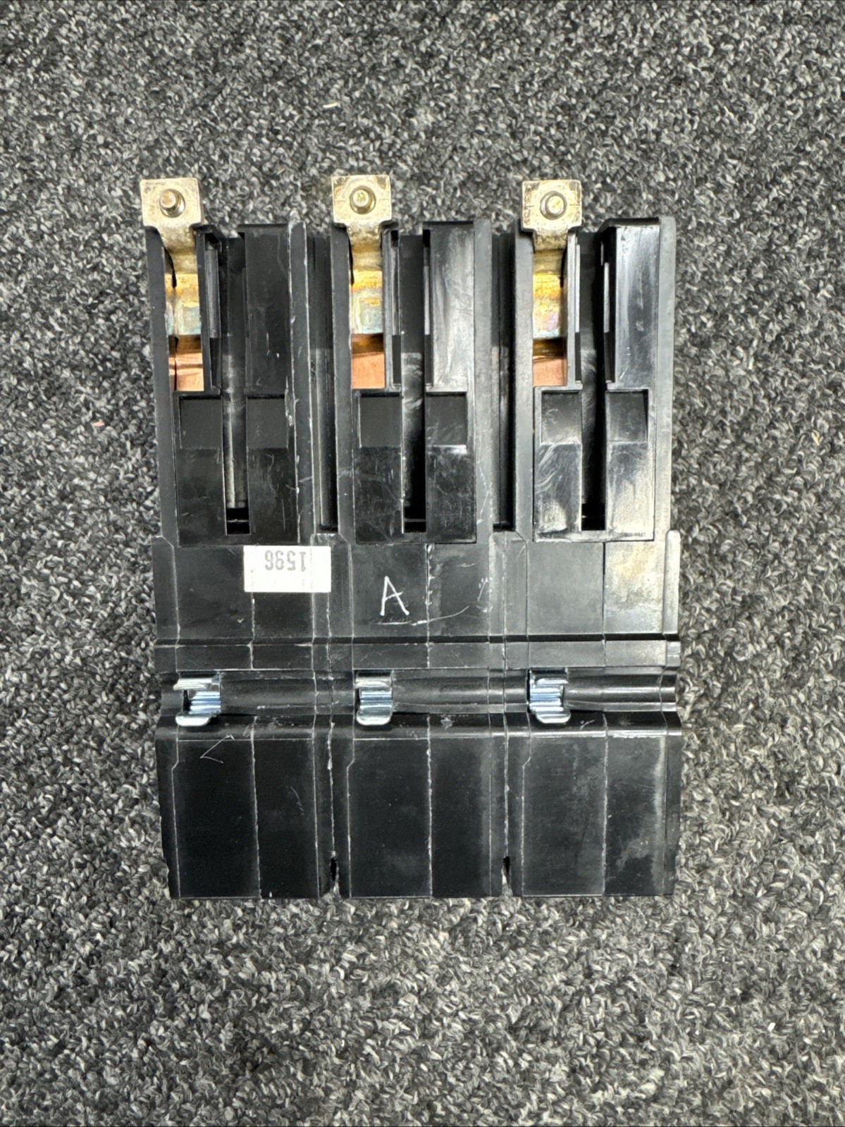 SQUARE D QOB3125VH 3P 125 AMP 22KAIC RATED CIRCUIT BREAKER