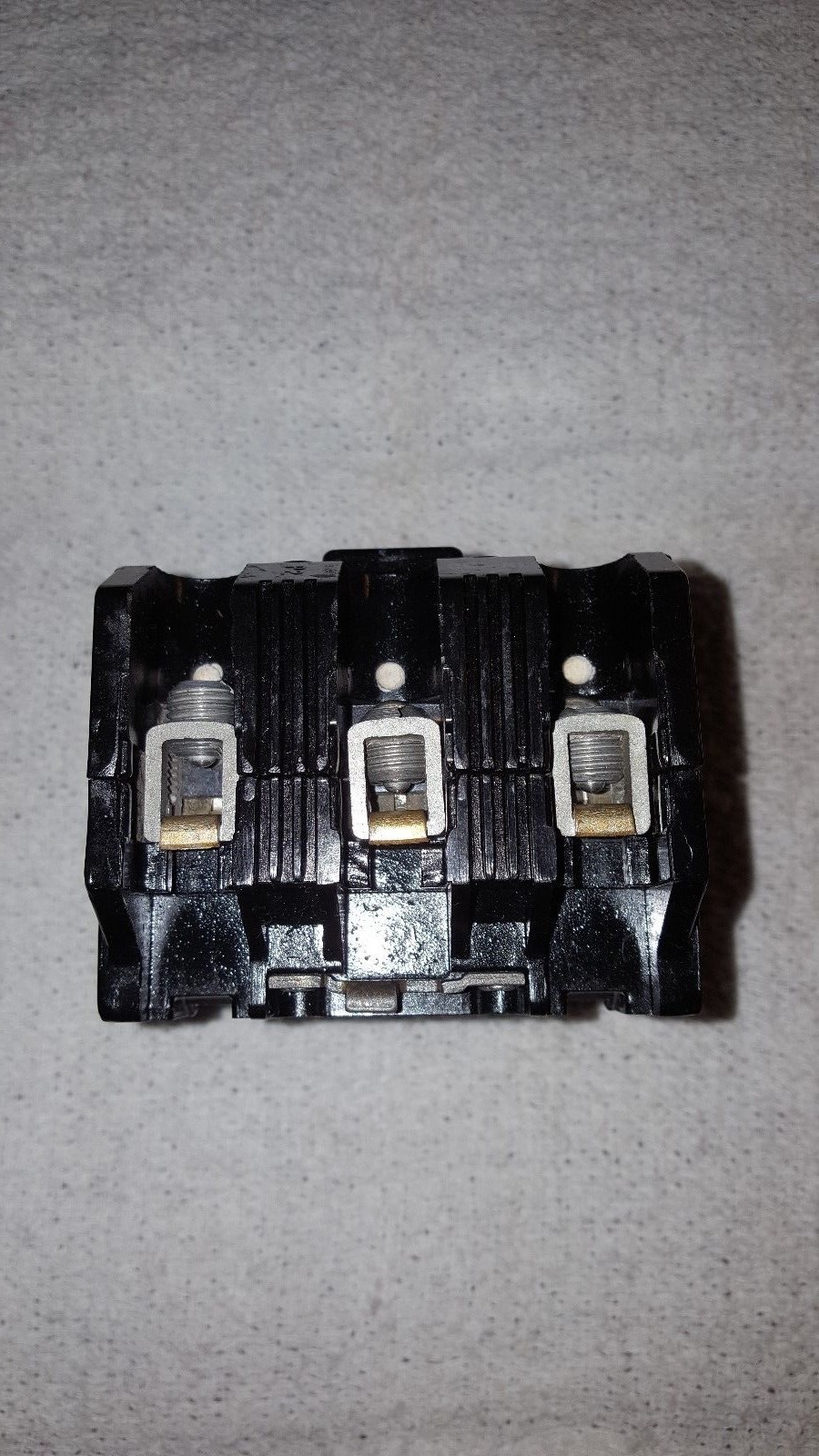 GE TQL32050 TQL 50 amp 3 pole circuit breaker