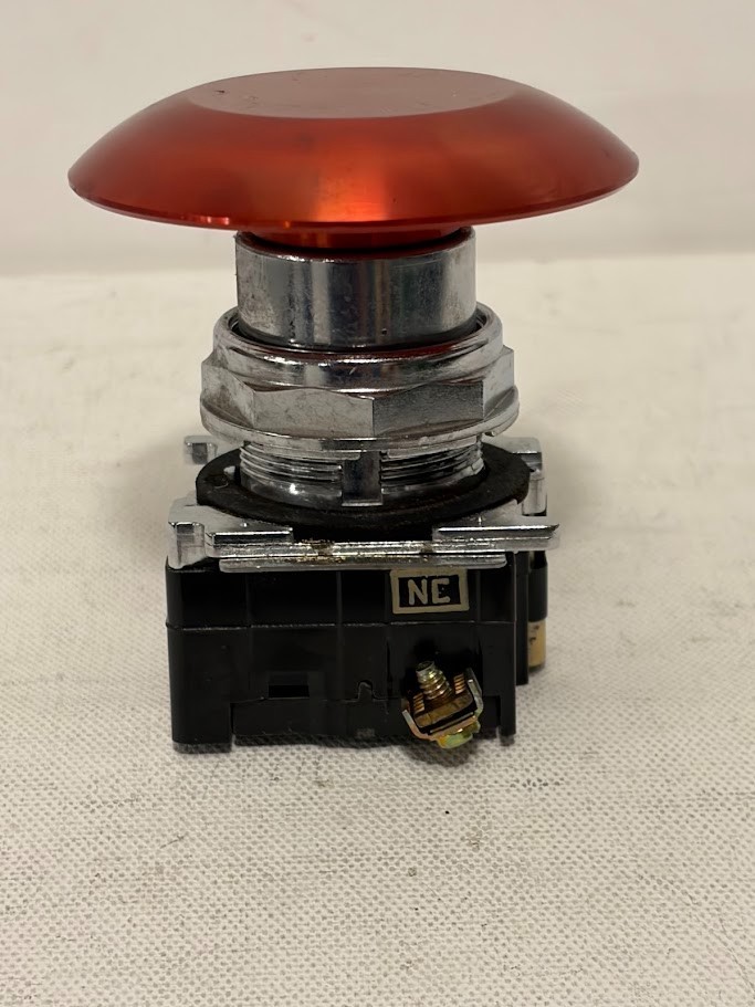 Used – Cutler-Hammer Jumbo Red Emergency Stop Push Button