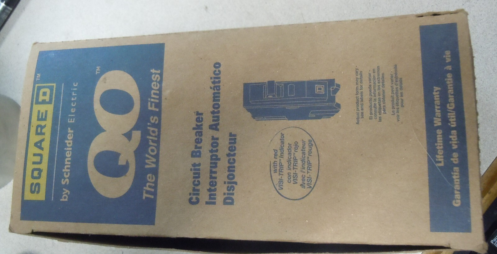 Square D QO240 Two Pole 40A Push-On Breaker. Box of 5