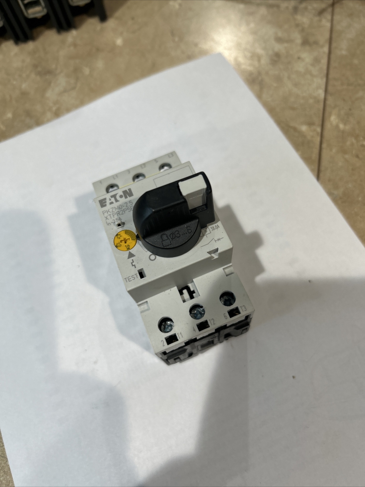 New Eaton PKZM0-2.5 IEC Motor Circuit Breaker 1.6-2.5A XTPR2P5BC1 NL