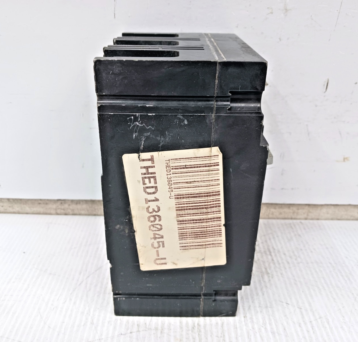 GE 45 Amp Circuit Breaker 3 Pole 600 VAC / 250 VDC THED136045