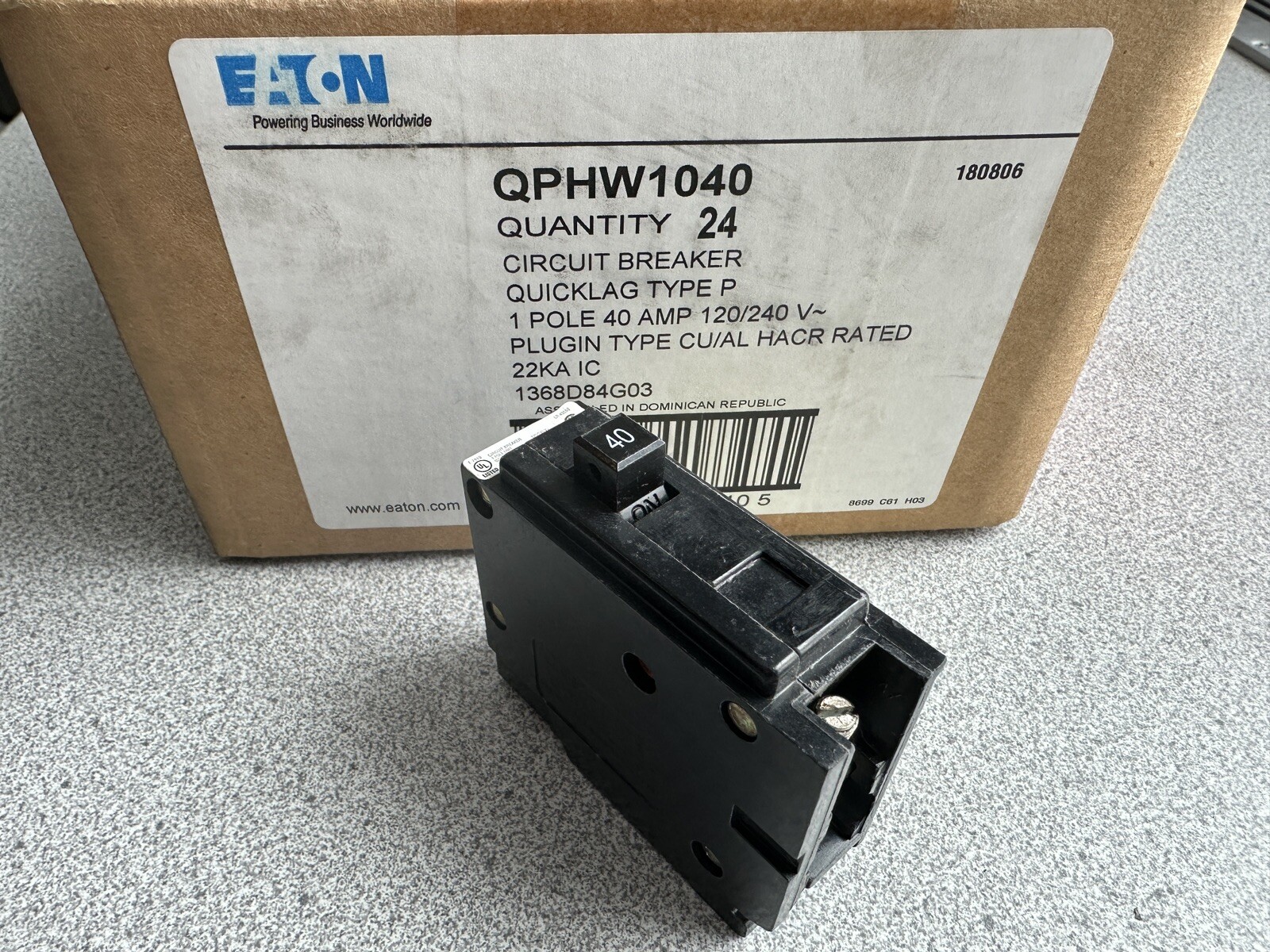 NEW Eaton QPHW1040 Circuit Breaker 1 Pole 40A 120/240V 50/60Hz HACR Rated Plugin