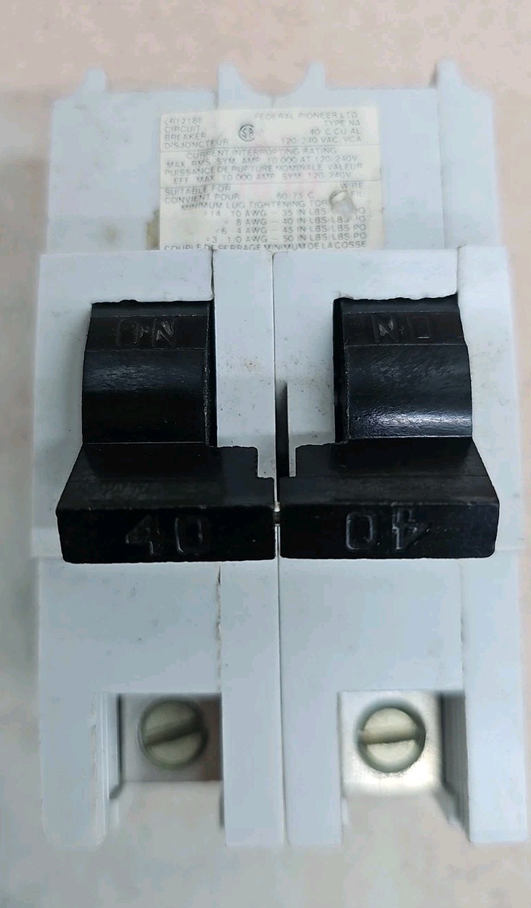 1) New Old Stock FEDERAL PACIFIC 40 AMP STAB-LOK CIRCUIT BREAKER 2P 120V NA240