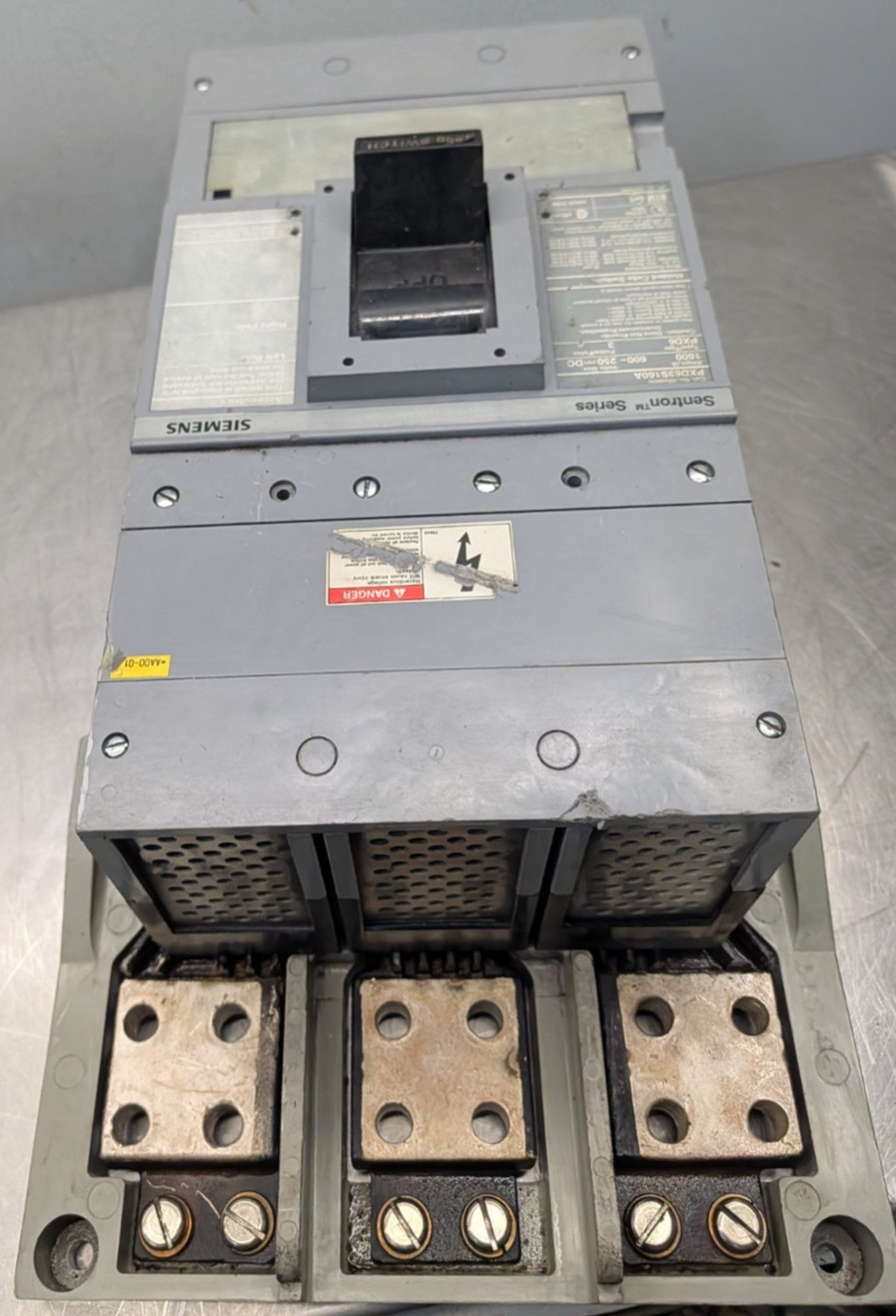 Siemens PXD63S160A 1600 Amp Sentron Molded Case Switch Breaker MB9301 PD/RD
