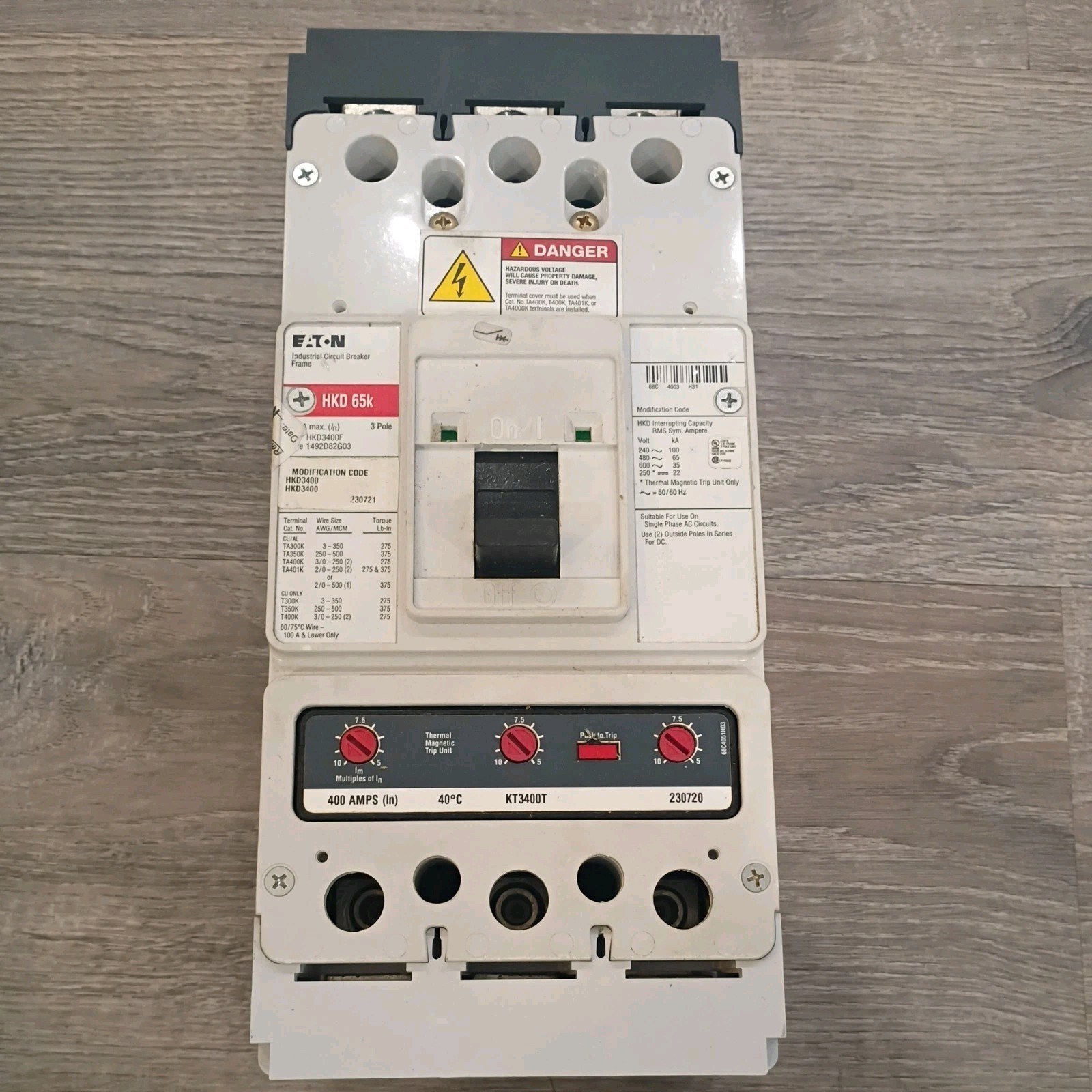 Eaton HKD3400F 65K 600V 400A Circuit Breaker with KT3400T Overloads.