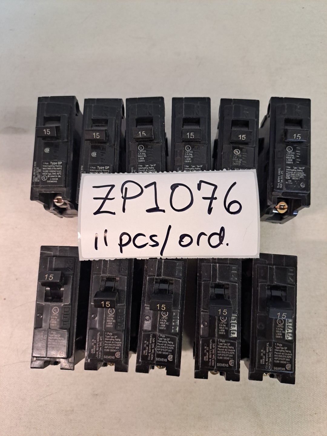 Lot of 11 Siemens Q115 15A Circuit Breakers USED