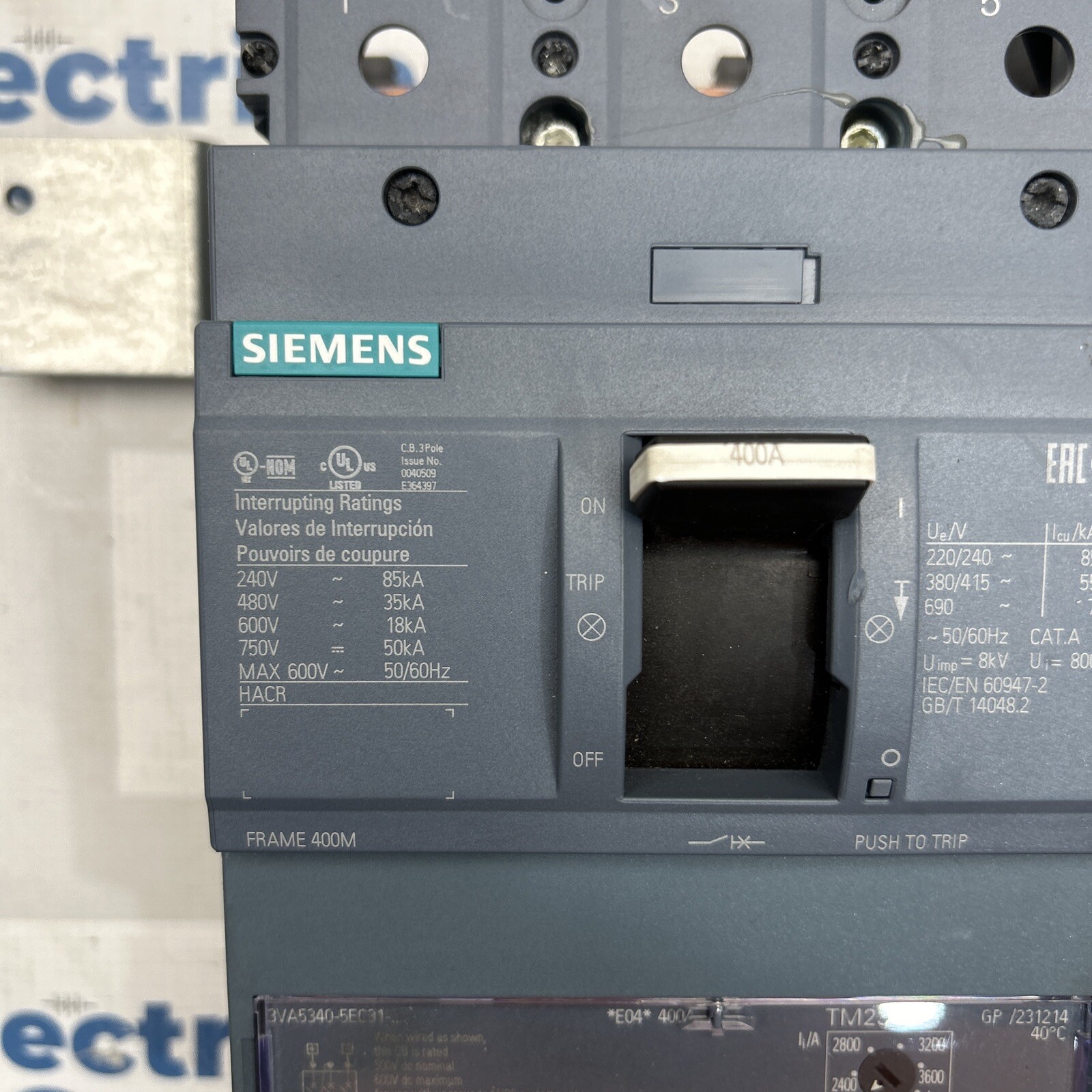 3VA5340-5EC31-0AA0 SIEMENS 3 POLE 400A 600 VOLT CIRCUIT BREAKER
