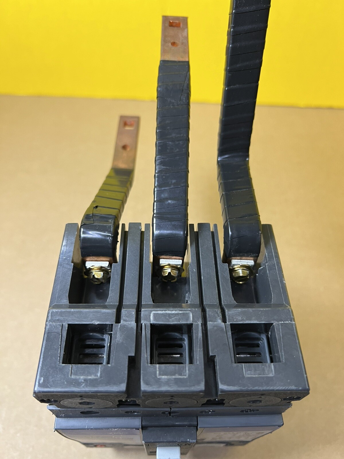 SEDA36AT0030 GE Circuit Breaker 15a Rating Plug SRPE30A