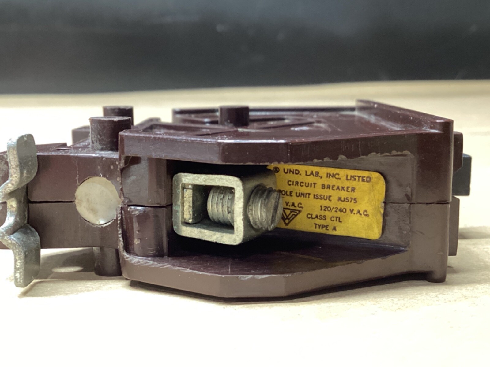 Wadsworth A115 15 Amp 1 Pole 1P Type A METAL FOOT Circuit Breaker #106F298*CO