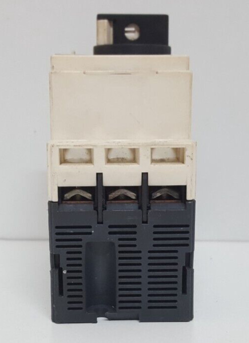 SCHNEIDER ELECTRIC GV2 P04 / 04-063A CIRCUIT BREAKER / TESTED OK