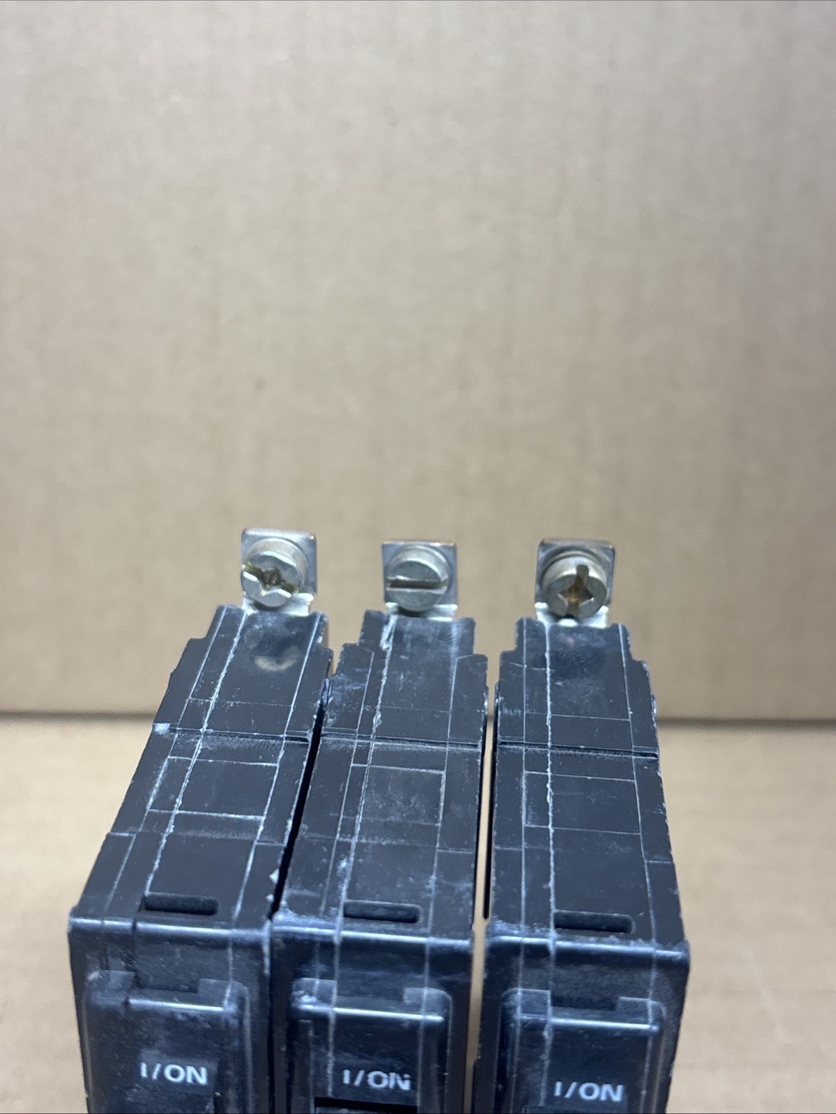 Lot of 3 Square D 20A 1-Pole Bolt-On Circuit Breakers QOB120VH 120/240V 22kA