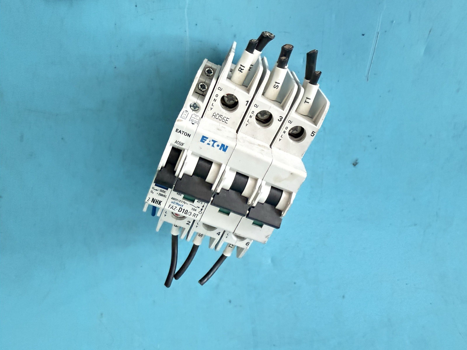 Eaton FAZ-D10/3-RT 10A 3-Pole Circuit Breaker Type D + Z-NHK Aux Contact