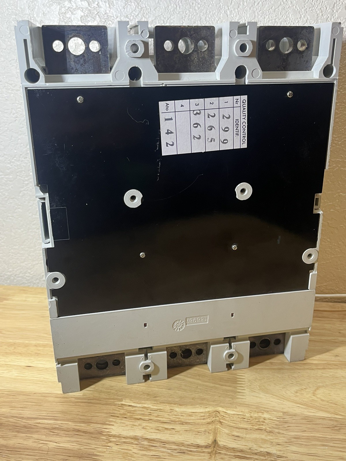 ABB S6N600BW 3 Pole 600A Circuit Breaker Type S6N