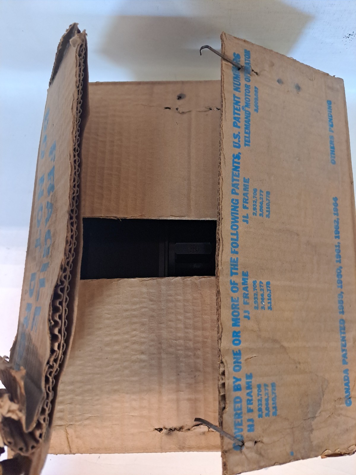ITE Imperial LL3-F600 Circuit Breaker Frame NEW, damaged box